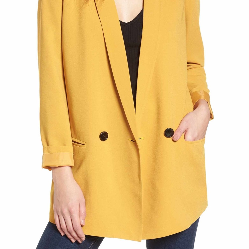 Mural Yellow Blazer